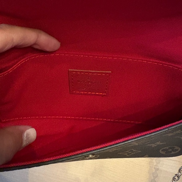 Louis Vuitton Red and Brown Women's Bag - Picture 2 of 3